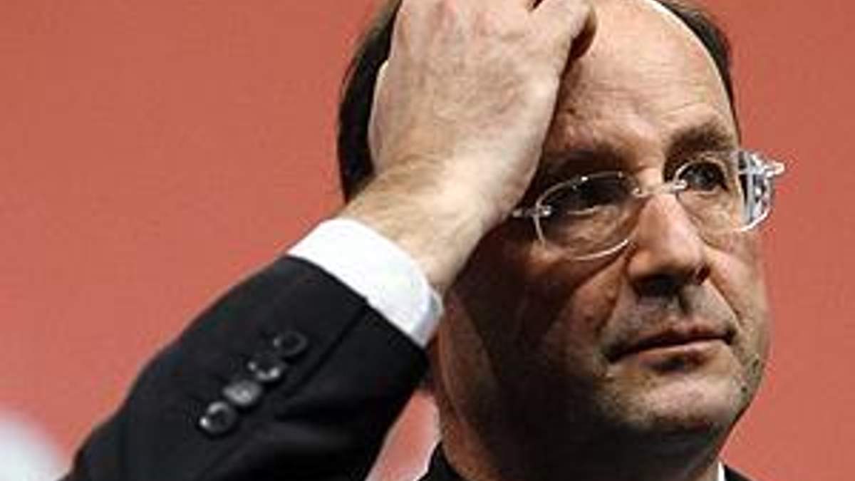 Новый президент Франции готовится к турне по Европе