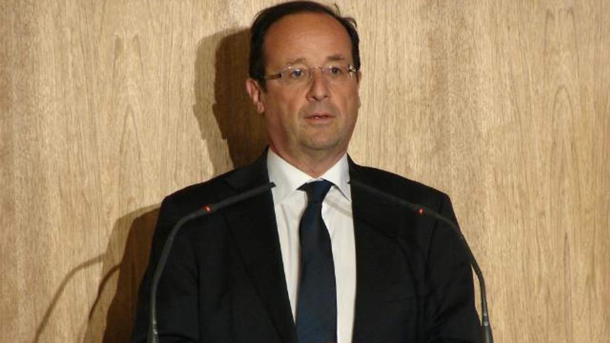 Олланд вимагатиме від посла Сирії покинути Францію