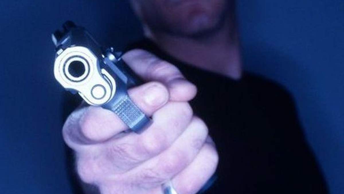 Невідомий на мотоциклі розстріляв 5 людей на Кіпрі