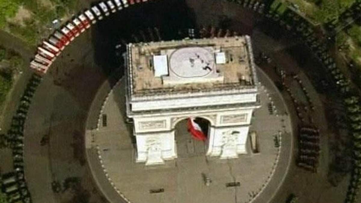 Французи святкують День взяття Бастилії - 14 липня 2012 - Телеканал новин 24