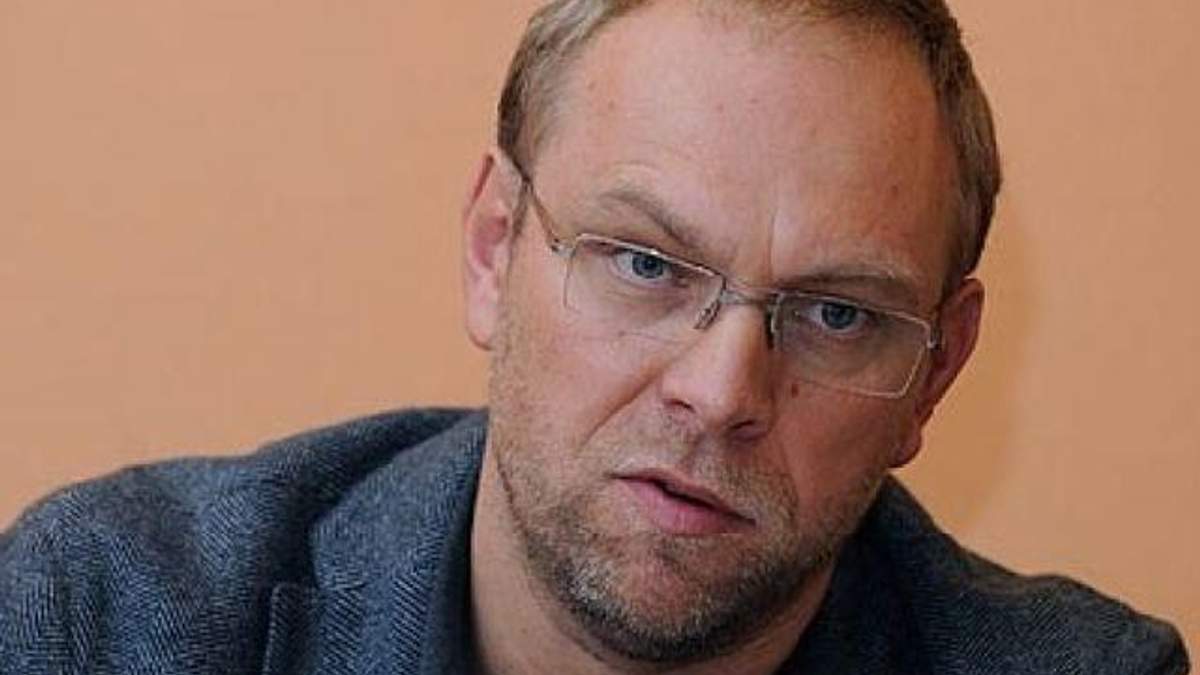 Власенко: Суду рекомендації лікарів по барабану