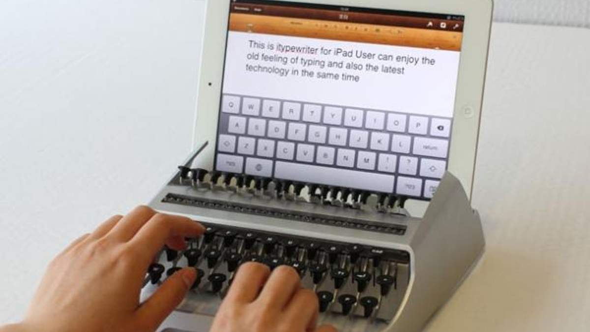 Створено перший екземпляр  друкарської машинки для iPad