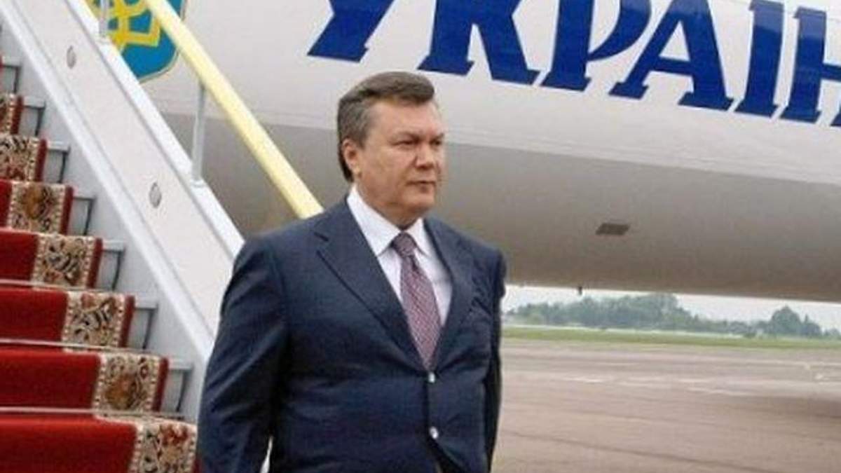 Янукович полетів на Кіпр