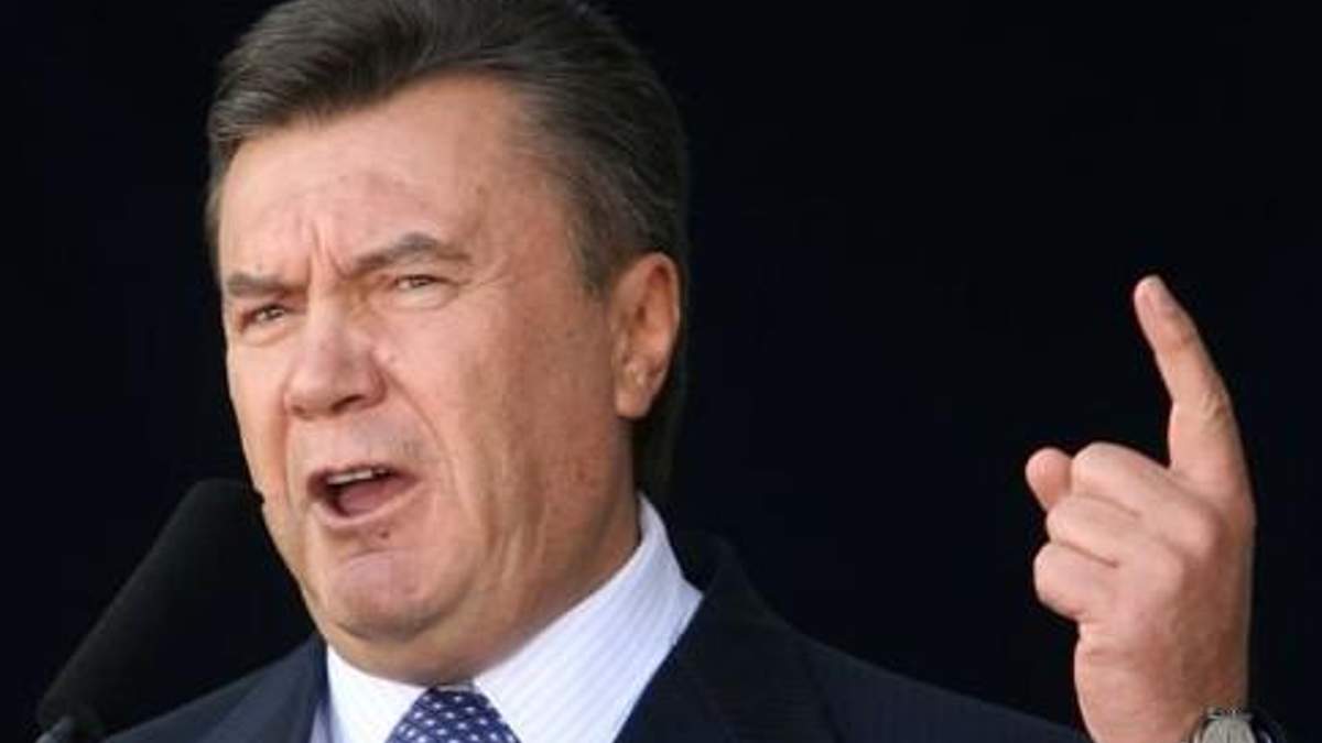 Нардеп Парубій: Країною керує лише Янукович