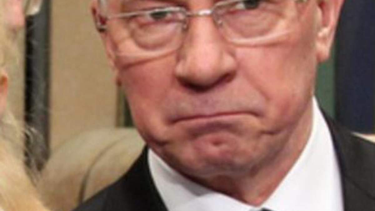 21 грудня Азаров попрощається з міністрами