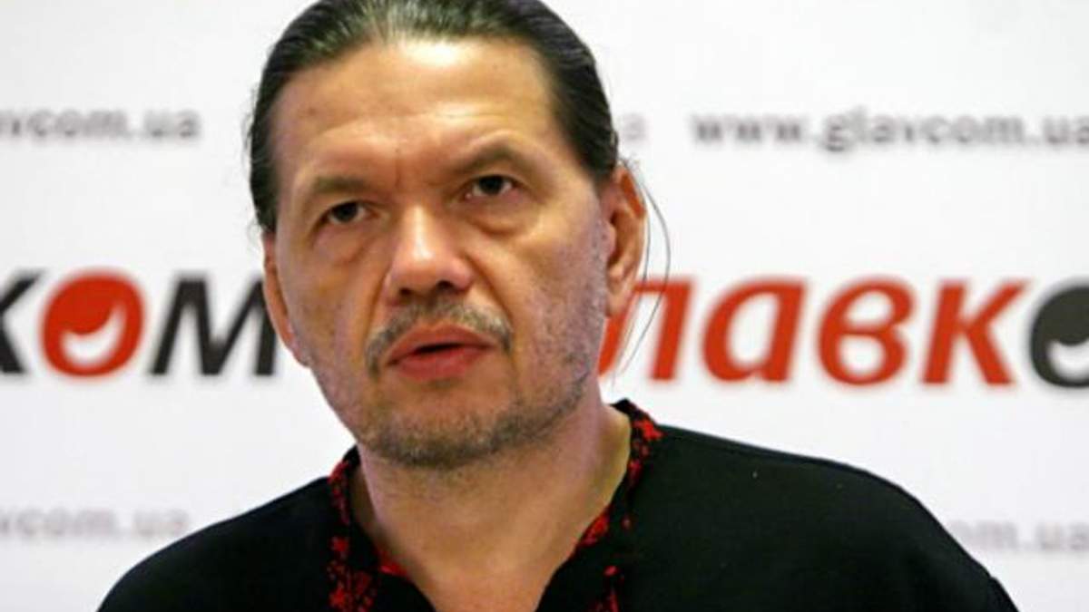 Нардеп Бригинець запевняє, що банда невідомих напала на його авто під Гостинним двором