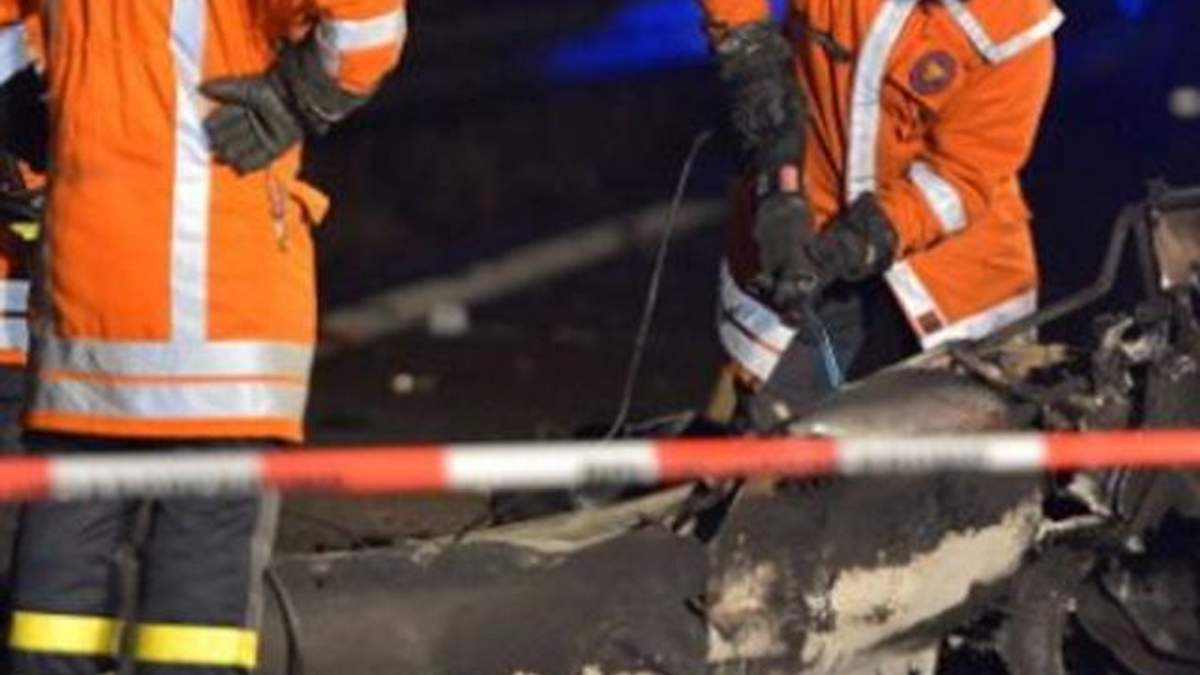 Среди вероятных причин авиакатастрофы в Донецке - человеческий фактор