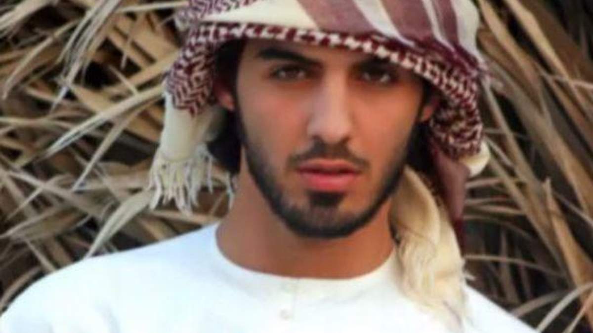 Мужчину не впустили в Саудовскую Аравию из-за красоты (Видео)