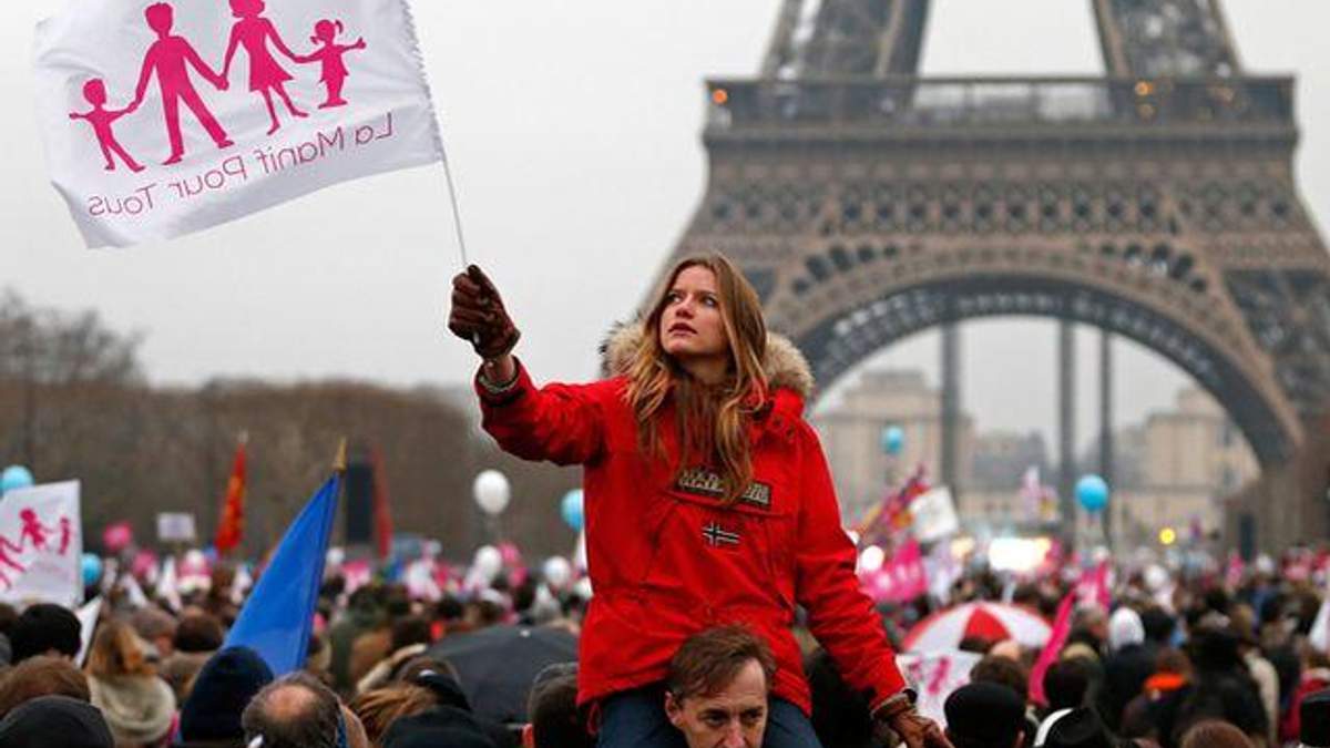 У Парижі стартували масові маніфестації проти гей-шлюбів