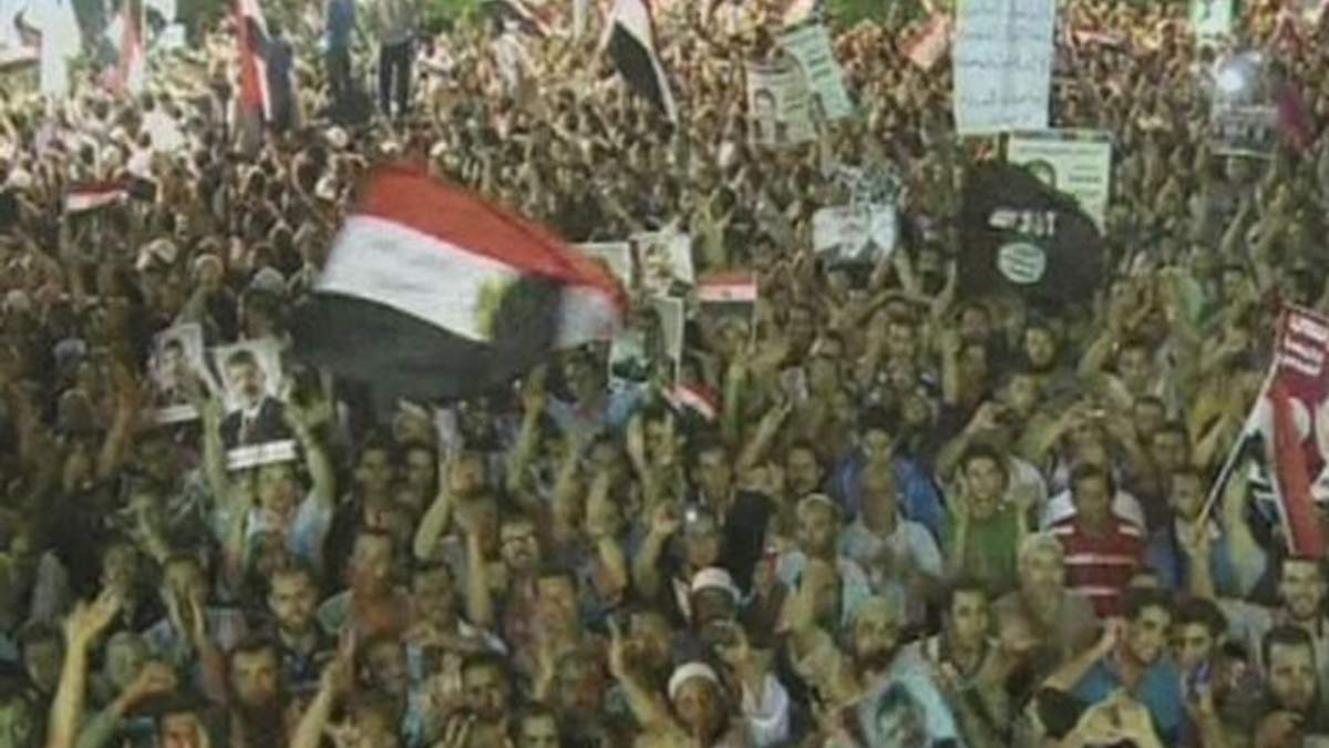 Підсумки тижня: Єгиптяни за лічені дні скинули президента Мурсі