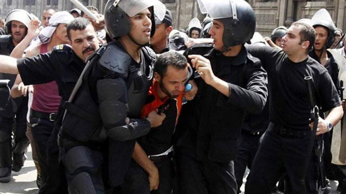 В Єгипті ввели надзвичайний стан