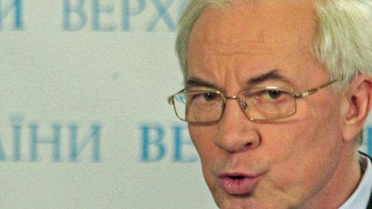 Азаров наконец поручил правительству разобраться с проблемой ввоза украинской продукции в Россию