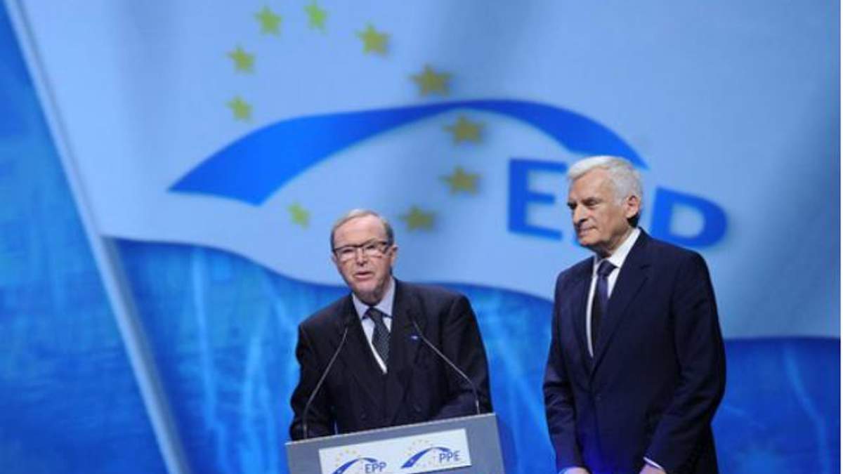 ЄНП закликає Росію припинити "маніпуляції і шантаж" 