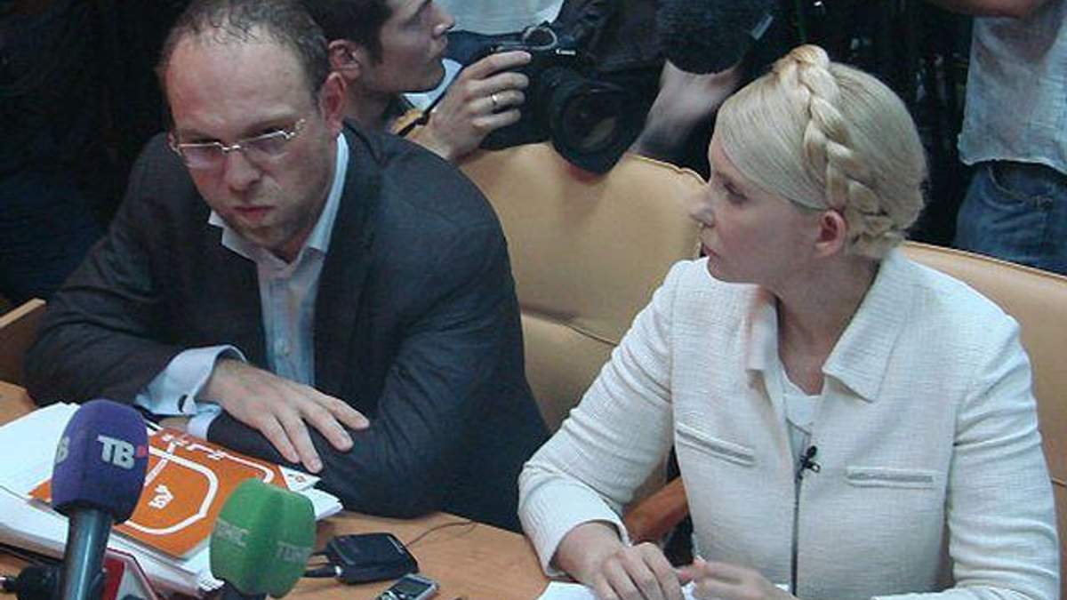 Тимошенко захищає злочинця Власенка, який бив дружину, – Чечетов 