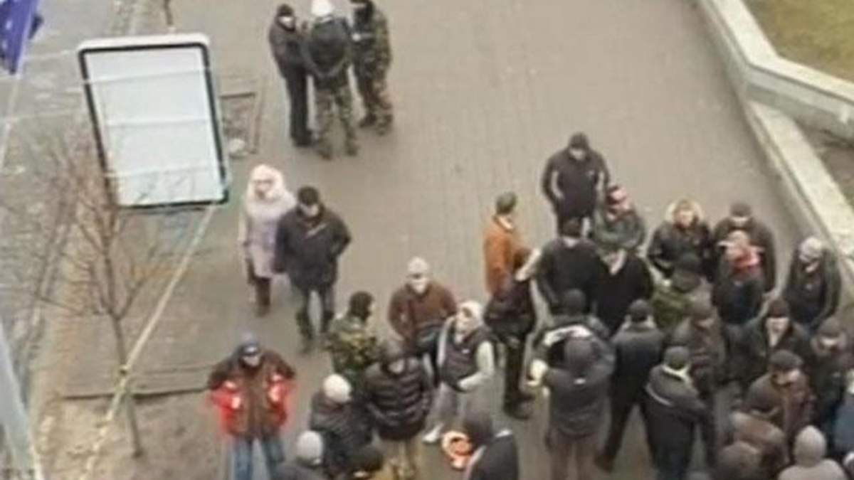 “Антимайданівці” прийшли на Євромайдан