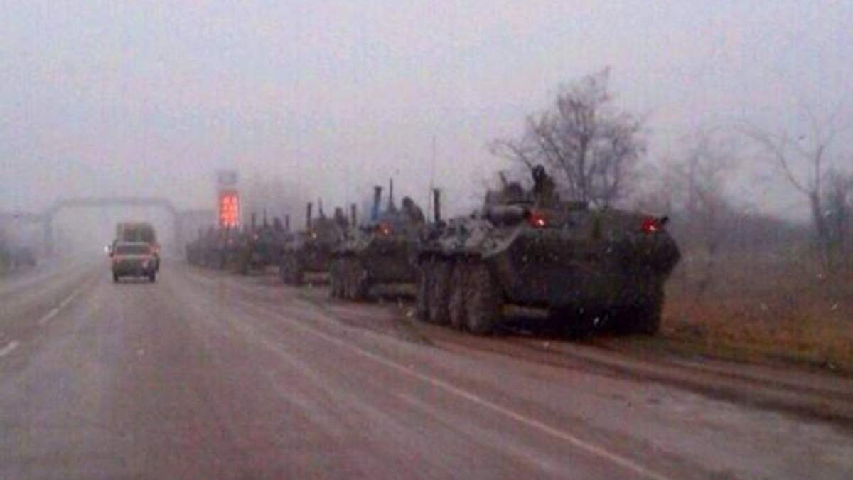 СБУ їде перехоплювати російські БТРи під Сімферополем