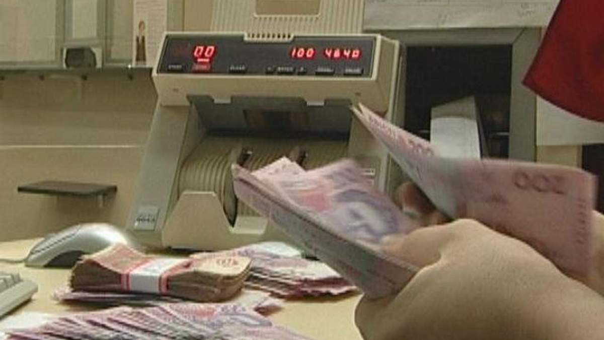 Дайджест подій за тиждень: стрибки курсу валюти, побитий Ляшко Дайджест подій за тиждень: стрибки курсу валюти, побитий Ляшко