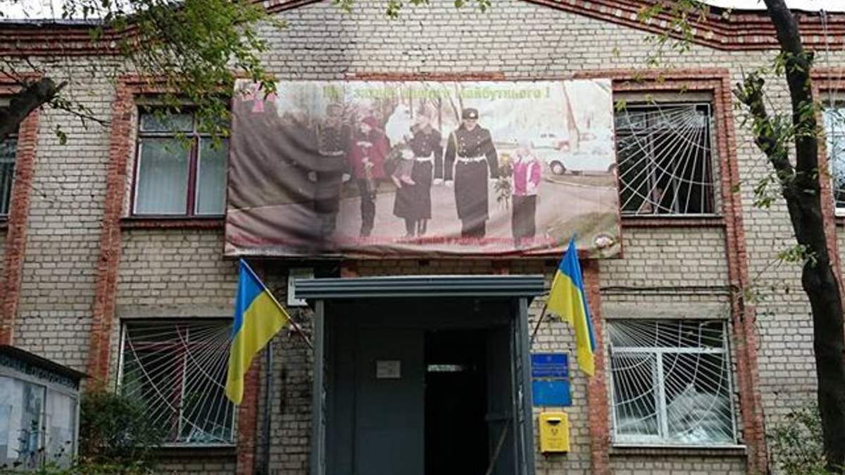 У Харкові з гранатомета обстріляли військкомат, розпочато провадження за статтею "теракт"