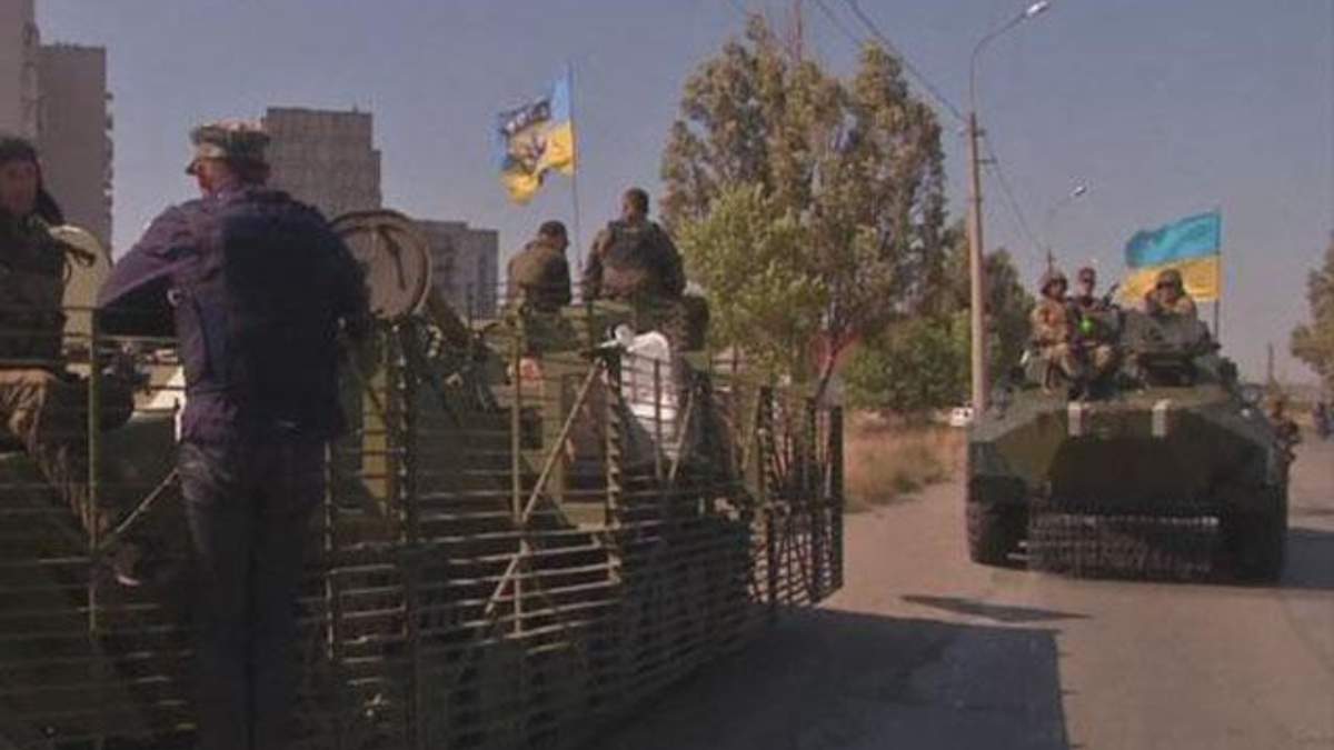 Польські експерти прогнозують 3 сценарії розвитку подій в Україні Польські експерти прогнозують 3 сценарії розвитку подій в Україні