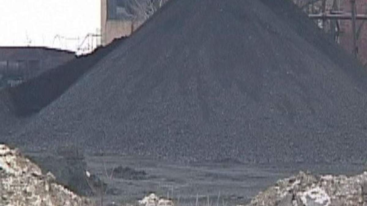 Видобування вугілля в серпні впало більше, ніж на 50%