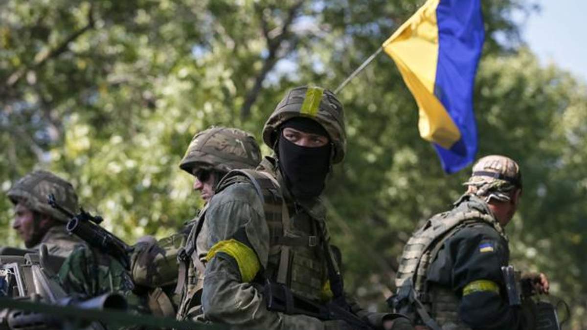 За добу терористи понад 40 разів обстрілювали позиції сил АТО