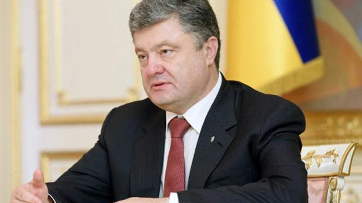 Президент не виключає посилення контролю блокпостів і жорсткішого економічного режиму на Сході Президент не виключає посилення контролю блокпостів і жорсткішого економічного режиму на Сході