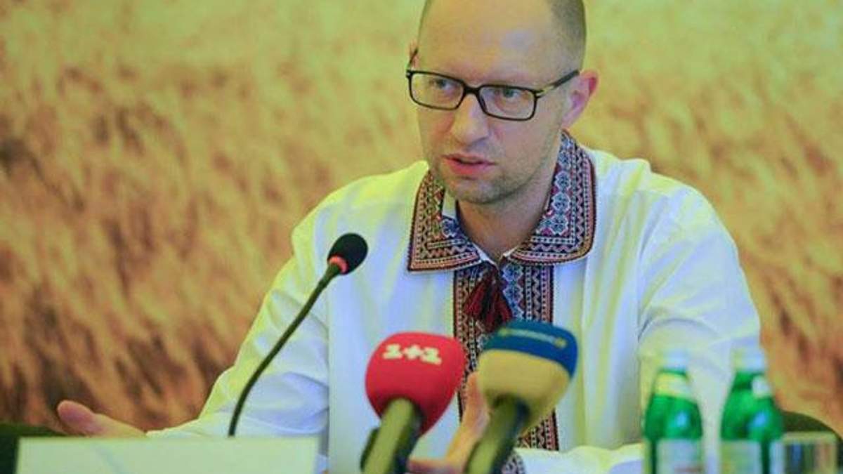 Яценюк анонсував другу хвилю люстрації Яценюк анонсував другу хвилю люстрації