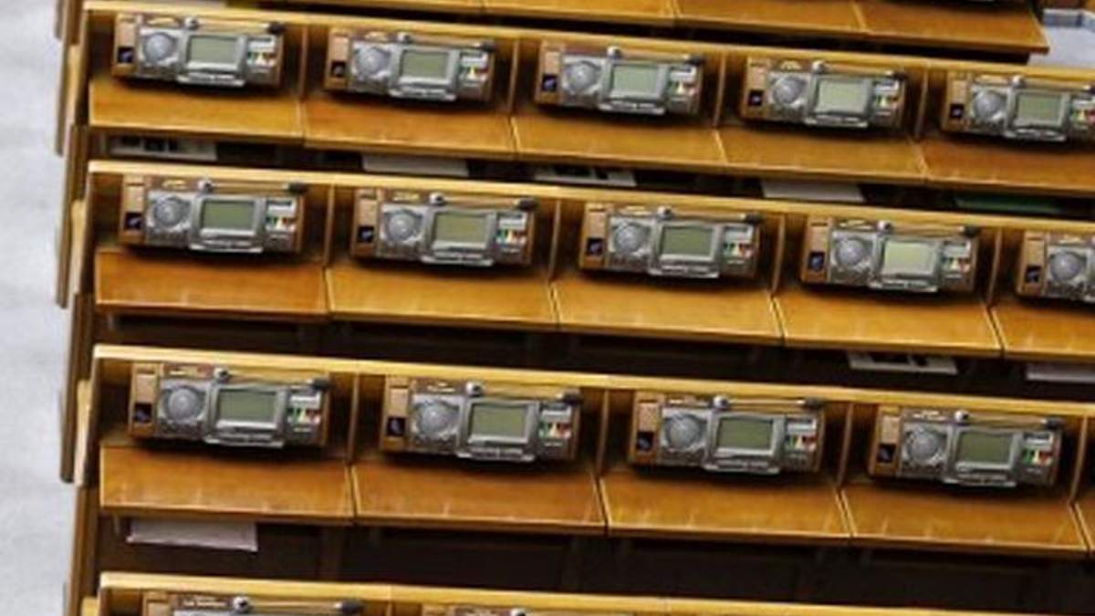 До коаліційних переговорів долучилися ще дві партії та представники добровольчих батальйонів