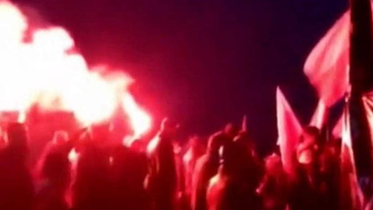 У Варшаві націоналісти сутичками з поліцією відзначили День незалежності (Відео)
