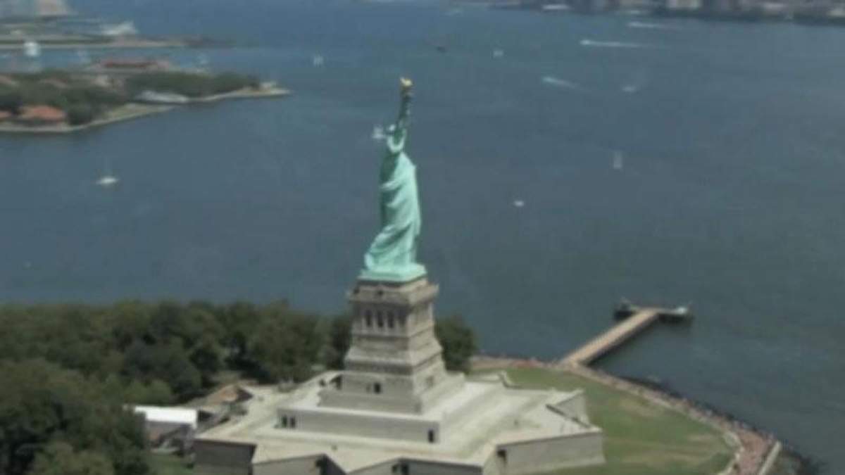 130 лет назад Франция привезла в США расчлененную Статую Свободы