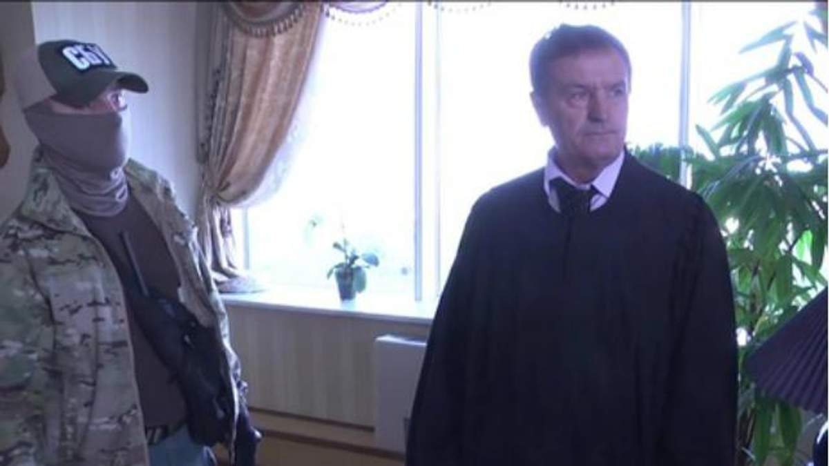 Главу Апеляційного суду Києва підозрюють у скоєнні тяжких злочинів. Шокін вимагає арешту 