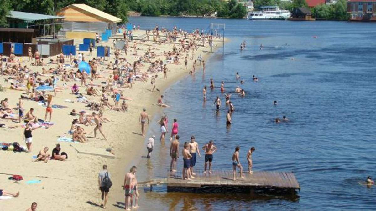 В Киеве запретили купание на 6 пляжах