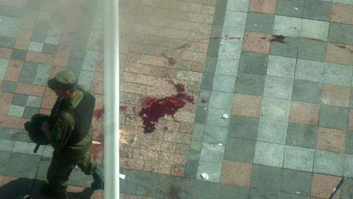 Під Радою тяжко поранені нацгвардійці