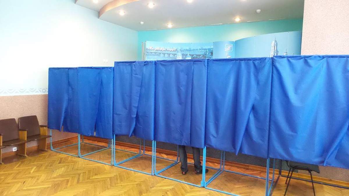 З'явилися перші дані про явку на виборах З'явилися перші дані про явку на виборах