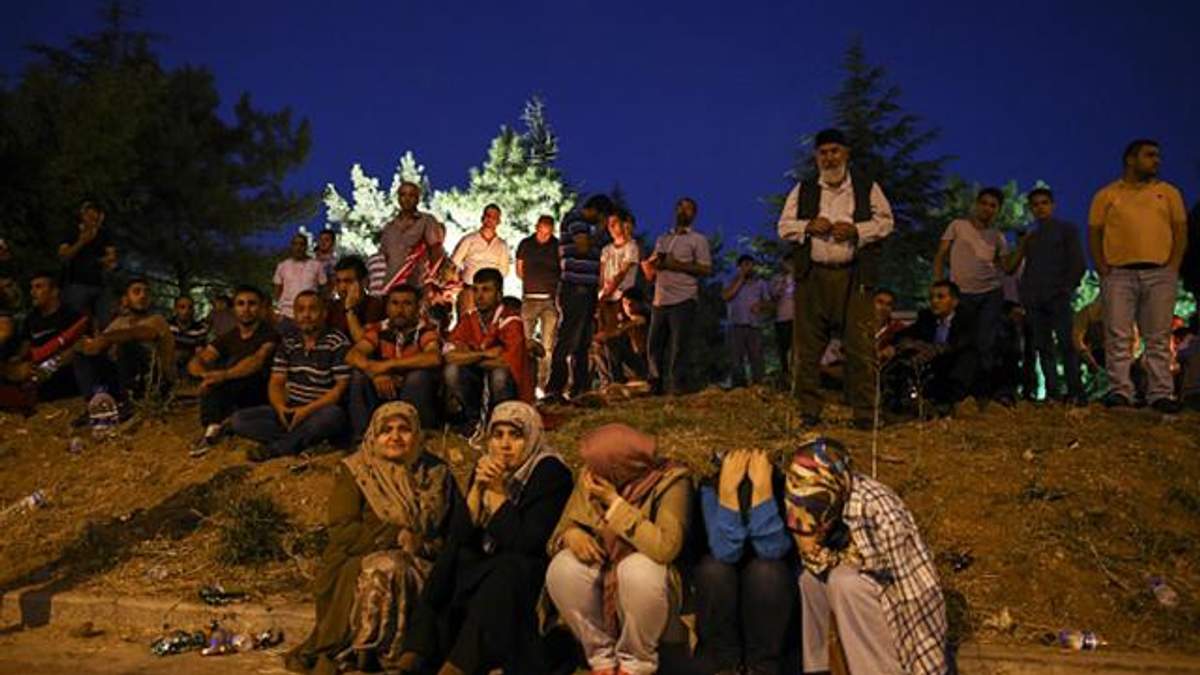 Влада озвучила нову цифру загиблих в результаті спроби перевороту в Туреччині