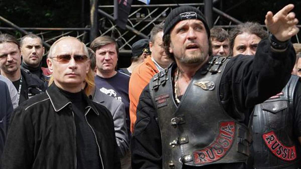 Путинские "волки" обещают устроить масштабное шоу в Крыму