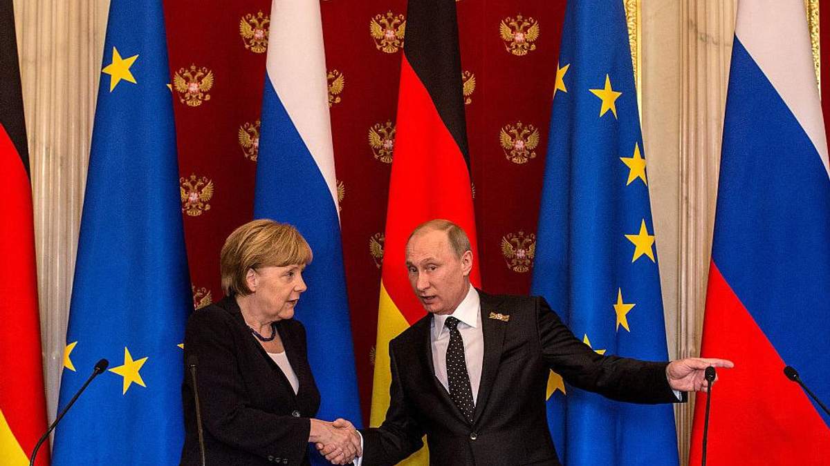 Не можна безкарно перекроювати кордони у Європі, – Меркель засудила дії Путіна Не можна безкарно перекроювати кордони у Європі, – Меркель засудила дії Путіна