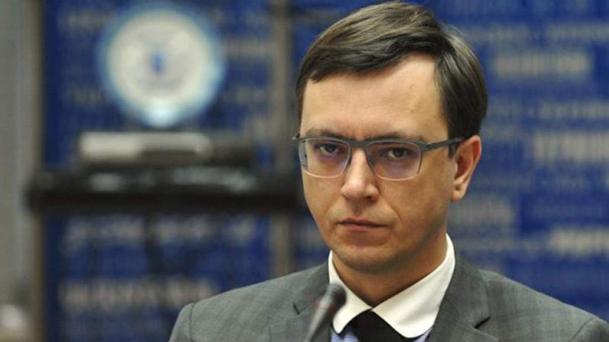 Омелян пояснив, чому "віджали " "Укрзалізницю"