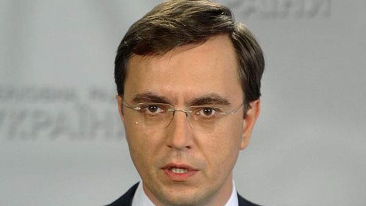 Омелян назвав впливового депутата з БПП, причетного до корупції
Омелян назвав впливового депутата з БПП, причетного до корупції