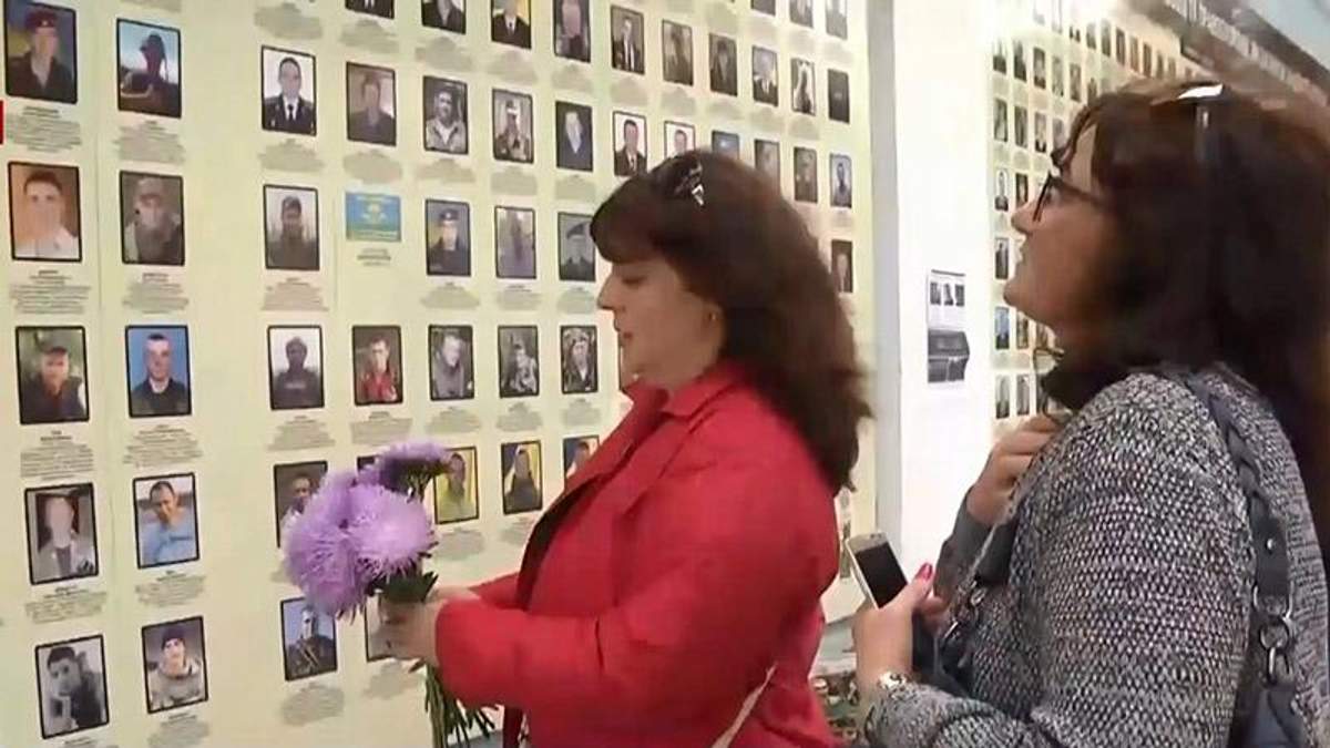 У Києві вшанували пам'ять героїв Іловайська: з'явилося відео
