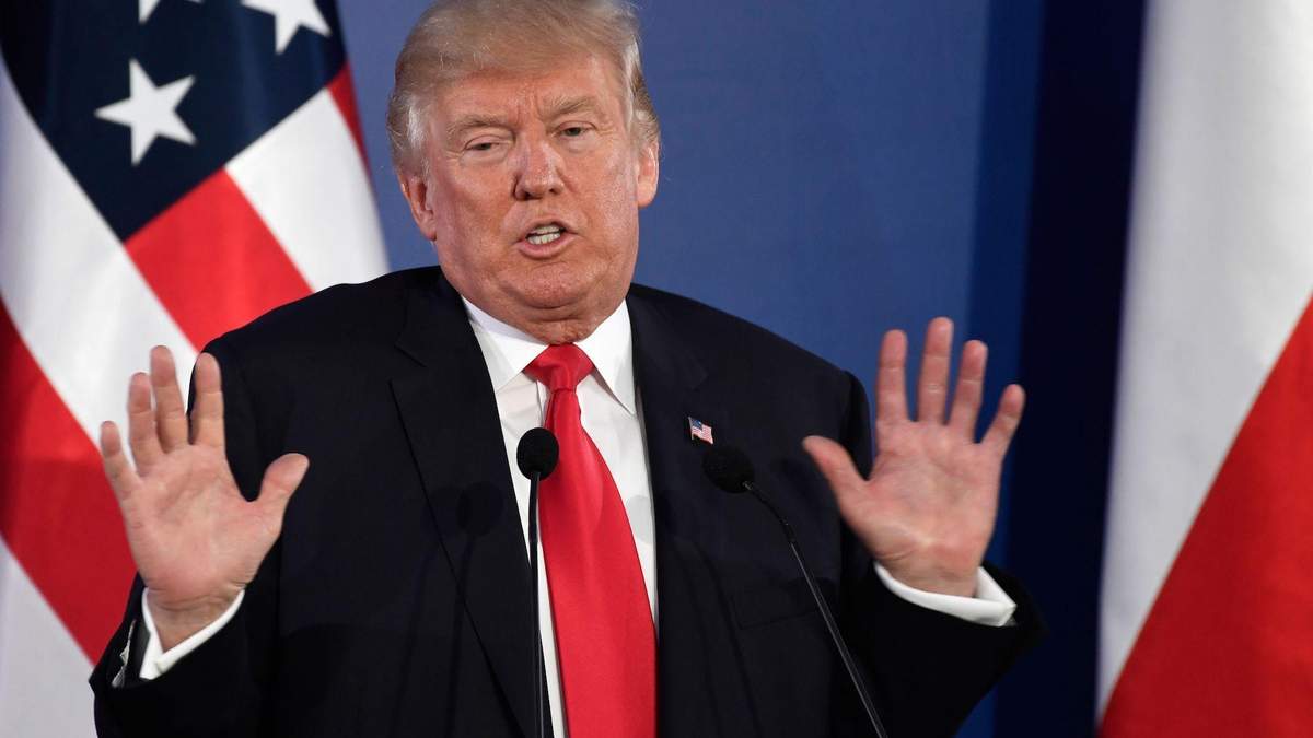 Я не хотів потенційних конфліктів, – Трамп пояснив, чому звільнив Манафорта