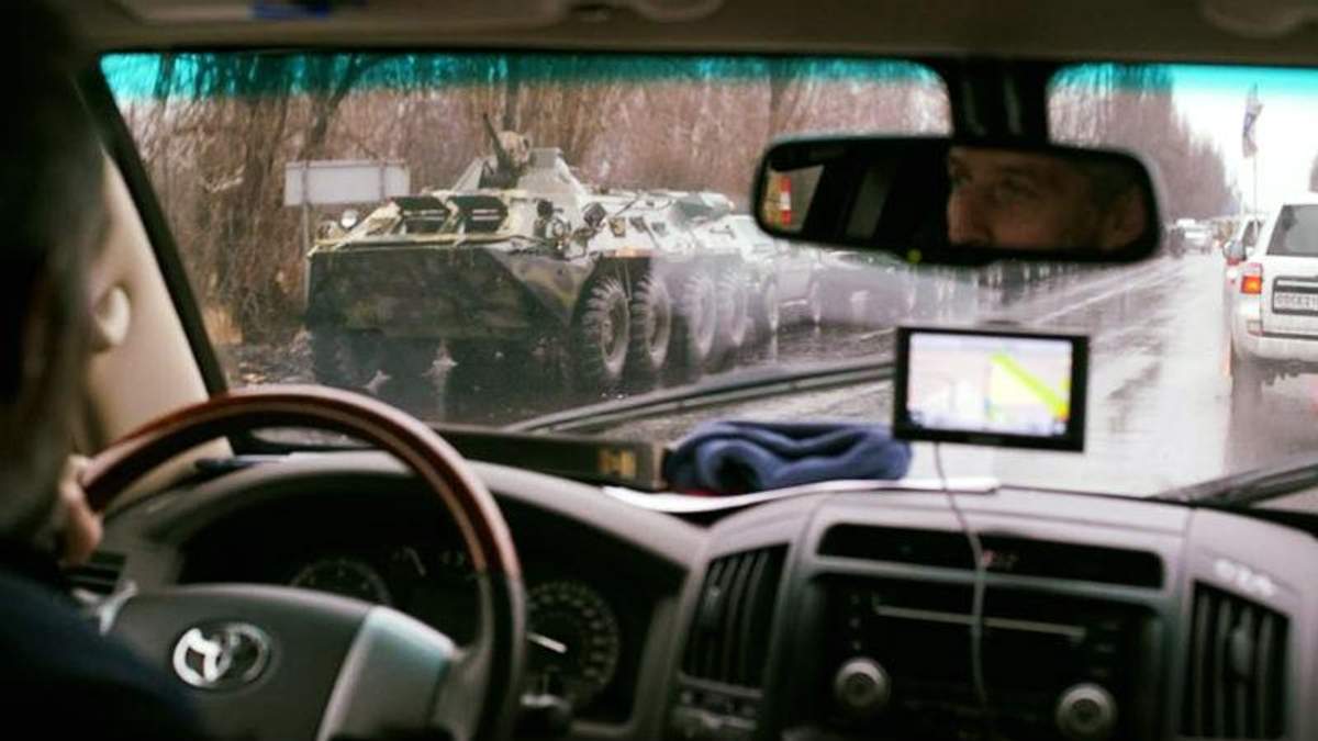 Переворот в Луганске: из Луганска массово бегут люди