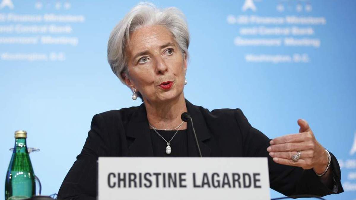 МВФ дорікнув українській владі за дії щодо НАБУ