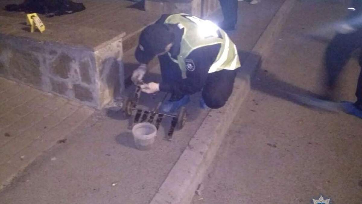 Нові деталі нічного вибуху у Києві: загиблий міг бути військовим