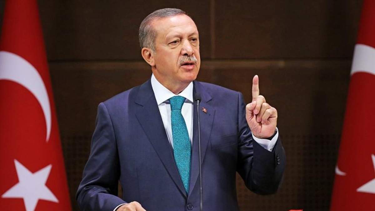 В Туреччині звільнили 18 тисяч держслужбовців