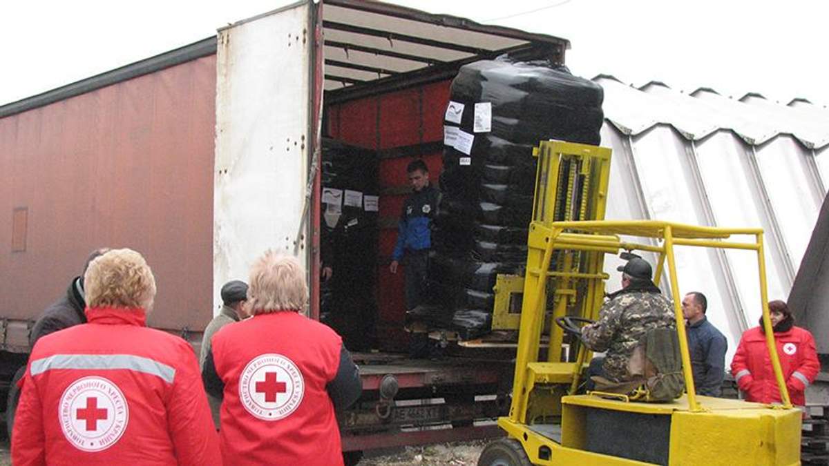 Червоний Хрест скерував на Донбас велику гуманітарну допомогу