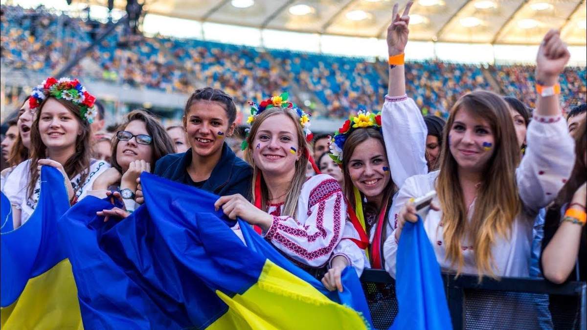 День молодежи: политики ярко поздравляют украинцев
