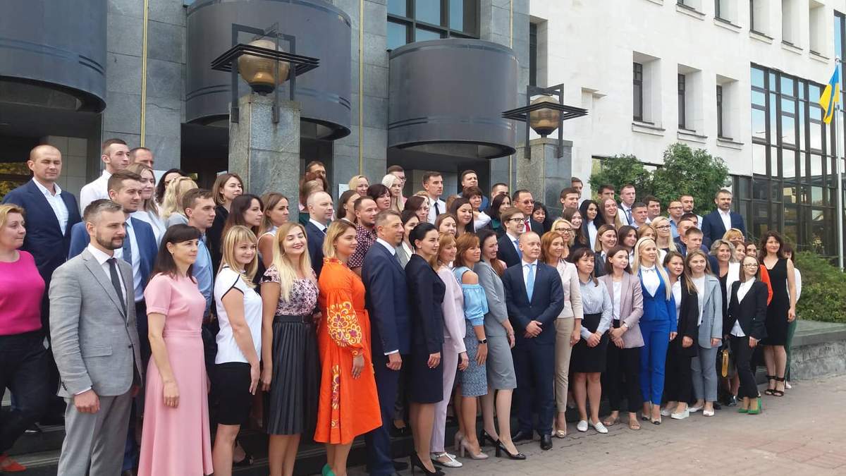 Стало відомо, скільки зароблятимуть судді Антикорупційного Суду