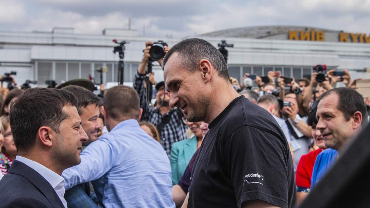 Неделя на свободе: какие планы у освобожденных из российского плена узников