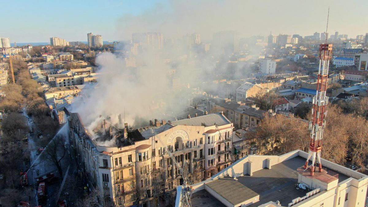 Пожар в Одессе на Троицкой – последние новости, что случилось